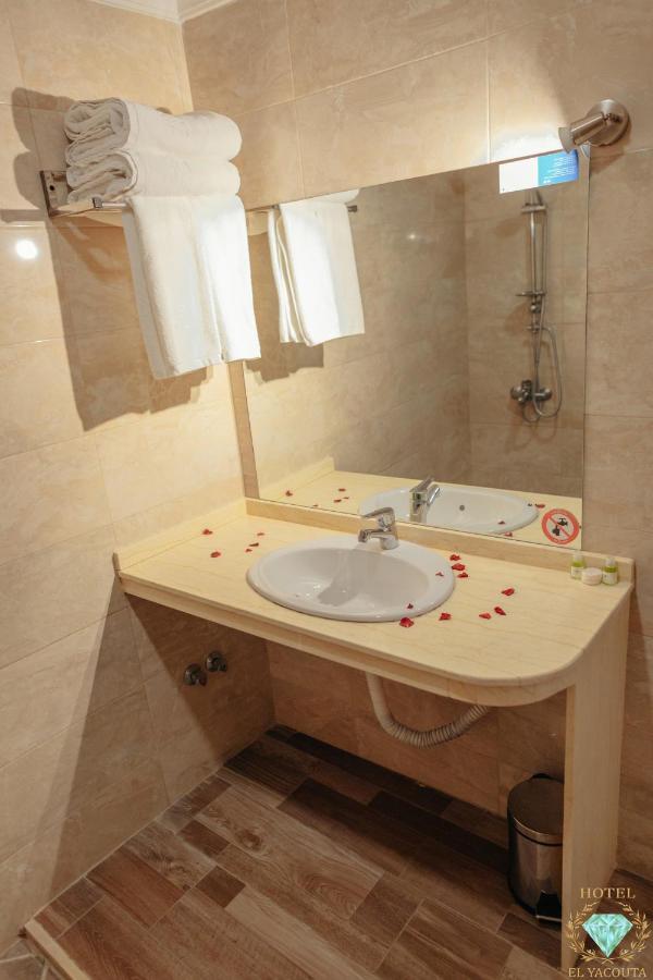 Hotel El Yacouta à Tétouan Extérieur photo